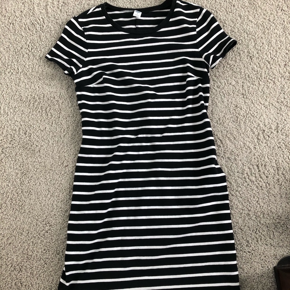 Old Navy Black and White striped dress